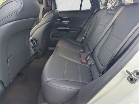 New 2026 Mercedes-Benz GLC 300 4MATIC image 14