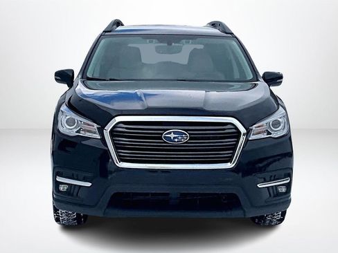 Used 2022 Subaru Ascent Limited image 2