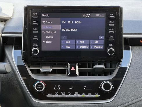 Used 2020 Toyota Corolla SE FWD image 16