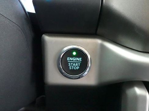 Certified 2024 Ford Expedition Max XLT image 18