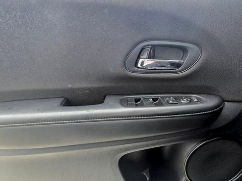 Used 2019 Honda HR-V Sport image 13