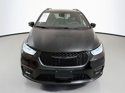 Used 2026 Chrysler Pacifica Limited w/ S Appearance Package