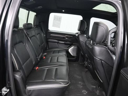 Used 2020 RAM 1500 Limited w/ Black Appearance Package AWD/4WD image 6