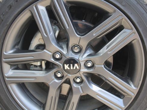 Used 2020 Kia Forte GT-Line FWD image 17