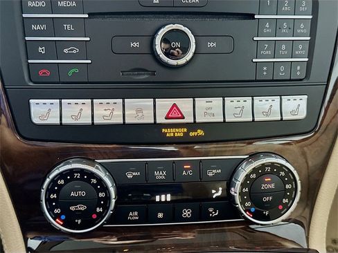 Certified 2020 Mercedes-Benz SL 550 image 16