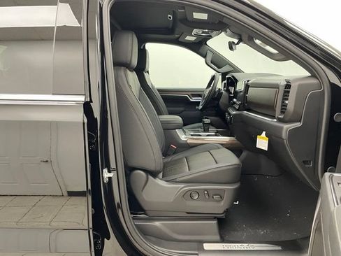New 2026 Chevrolet Silverado 1500 High Country w/ High Country Premium Package AWD/4WD image 17