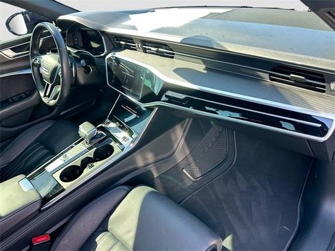 Used 2021 Audi S6 Premium Plus w/ S Sport Package image 27