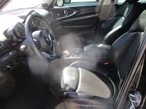 Used 2017 MINI Cooper Clubman S image 15