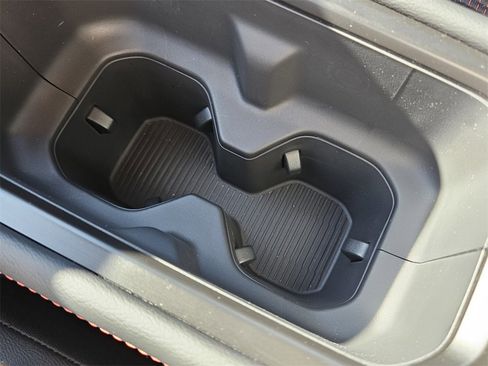 New 2026 Nissan Kicks SR image 23