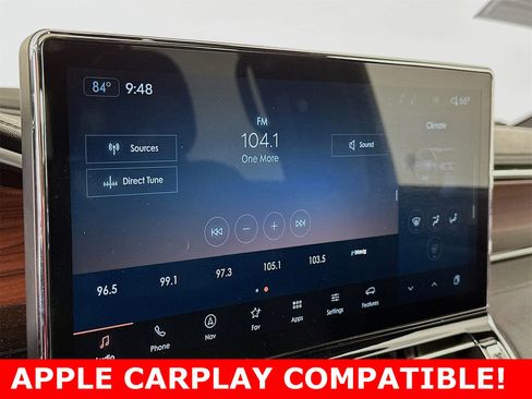 Used 2023 Lincoln Navigator Reserve image 19