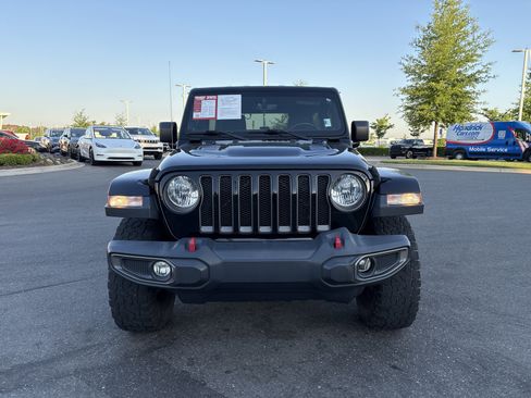 Used 2019 Jeep Wrangler Unlimited Rubicon AWD/4WD image 3