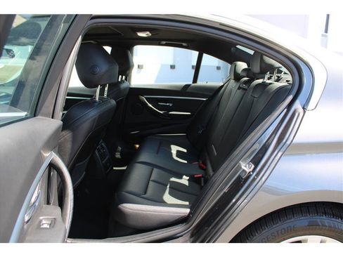 Used 2018 BMW 328d xDrive Sedan w/ Convenience Package AWD/4WD image 12