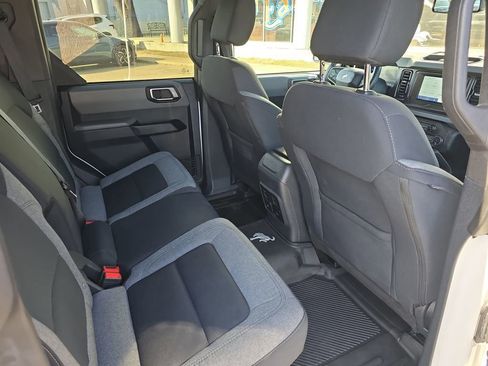 Used 2022 Ford Bronco Big Bend image 11