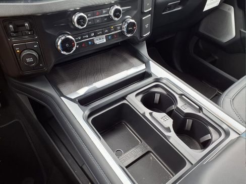 New 2025 Ford F450 Platinum image 10