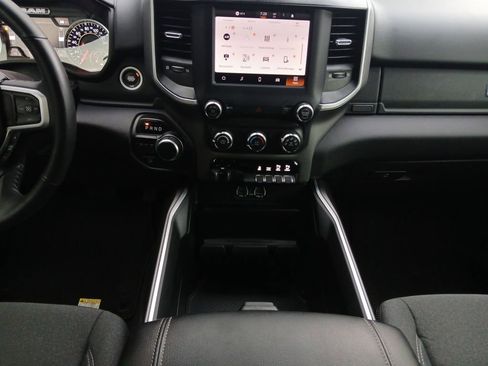 Used 2022 RAM 1500 Lone Star RWD image 3