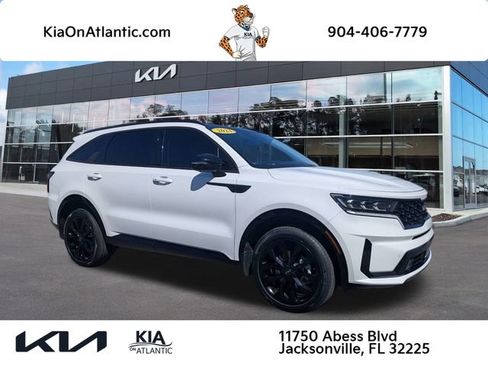 Used 2023 Kia Sorento SX image 1