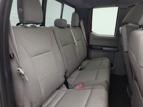 Used 2015 Ford F150 XLT w/ Equipment Group 302A Luxury AWD/4WD image 19