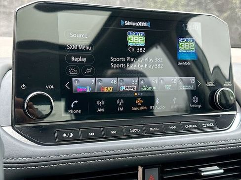 Certified 2023 Nissan Rogue Platinum w/ Platinum Premium Package image 15