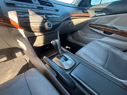 Used 2012 Honda Accord EX-L image 18