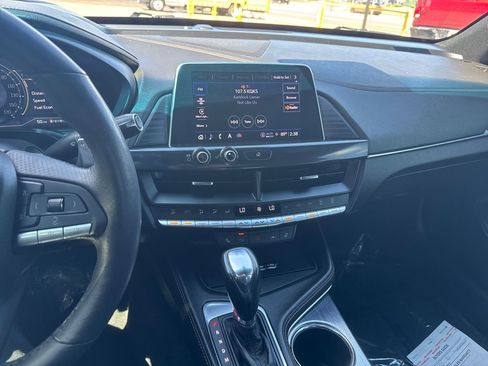 Used 2022 Cadillac CT4 Sport w/ LPO, ONYX Package AWD/4WD image 17