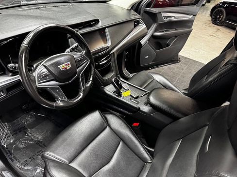 Used 2019 Cadillac XT5 Luxury image 33