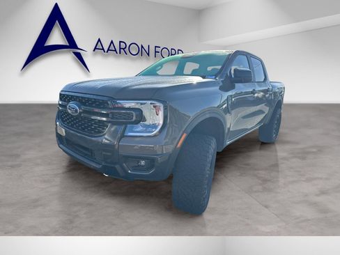 Used 2025 Ford Ranger XLT w/ Equipment Group 301A High AWD/4WD image 2