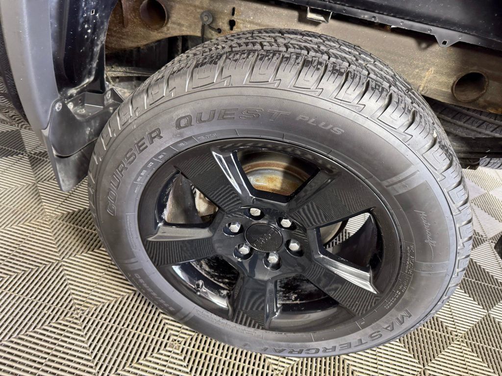 Used 2019 GMC Sierra 1500 Limited w/ Elevation Edition AWD/4WD image 10