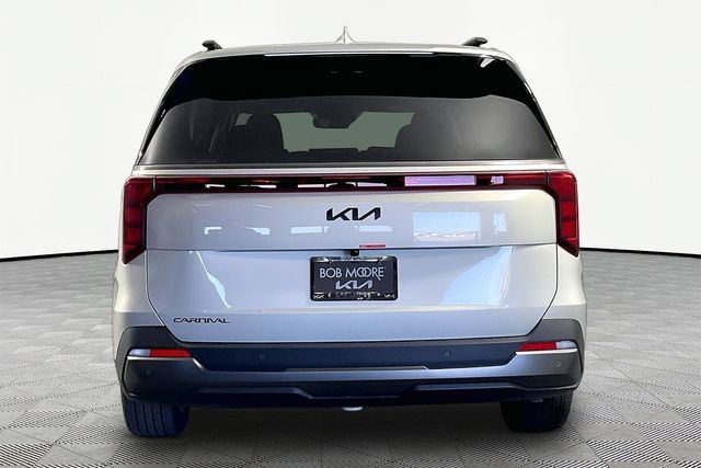 New 2027 Kia Carnival SX FWD image 5