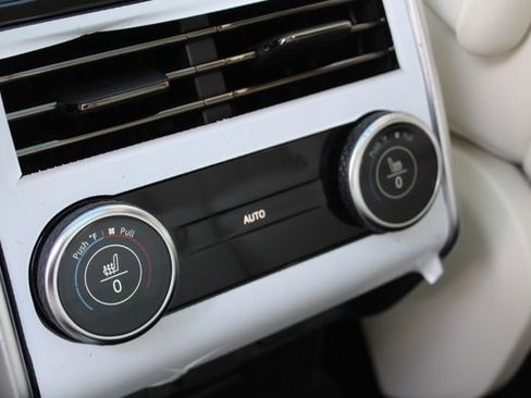 New 2026 Land Rover Range Rover Long Wheelbase SE image 20