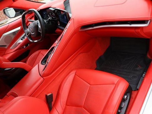 Used 2024 Chevrolet Corvette Z06 RWD image 8