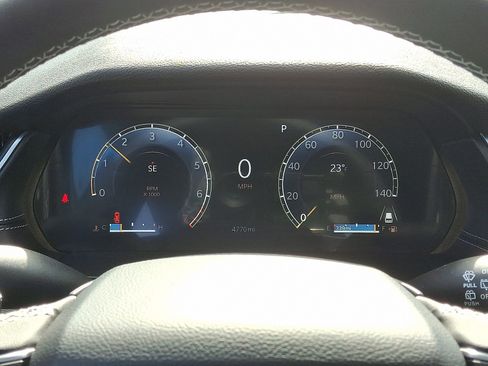 New 2025 Jeep Grand Cherokee L Altitude image 23