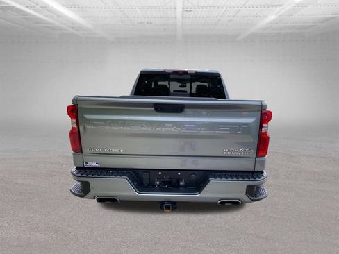 Used 2024 Chevrolet Silverado 1500 High Country w/ High Country Premium Package AWD/4WD image 6