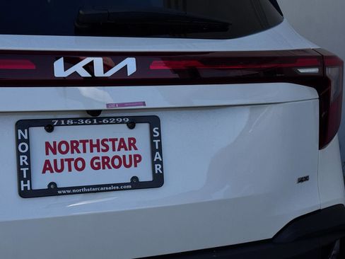 Used 2024 Kia Seltos LX image 7