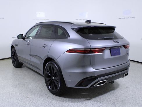 New 2026 Jaguar F-PACE R-Dynamic S image 5