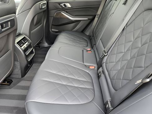 Used 2023 BMW X5 xDrive45e AWD/4WD image 26
