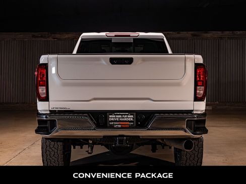 Used 2022 GMC Sierra 3500 SLE w/ SLE Convenience Package AWD/4WD image 7