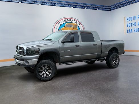 Used 2006 Dodge Ram 3500 Truck SLT w/ Protection Group AWD/4WD image 2