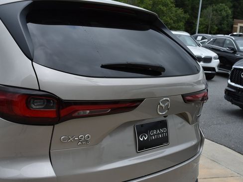 Used 2024 MAZDA CX-90 3.3 Turbo w/ Preferred Plus image 15