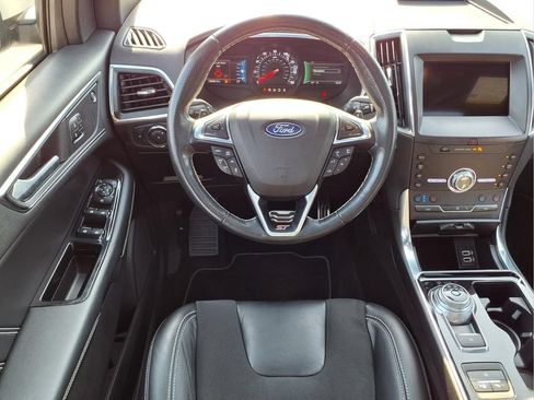 Used 2020 Ford Edge ST w/ Equipment Group 401A AWD/4WD image 13