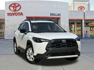 Used 2026 Toyota Corolla Cross LE w/ Moonroof Package FWD video 1