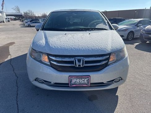Used 2014 Honda Odyssey Touring image 2