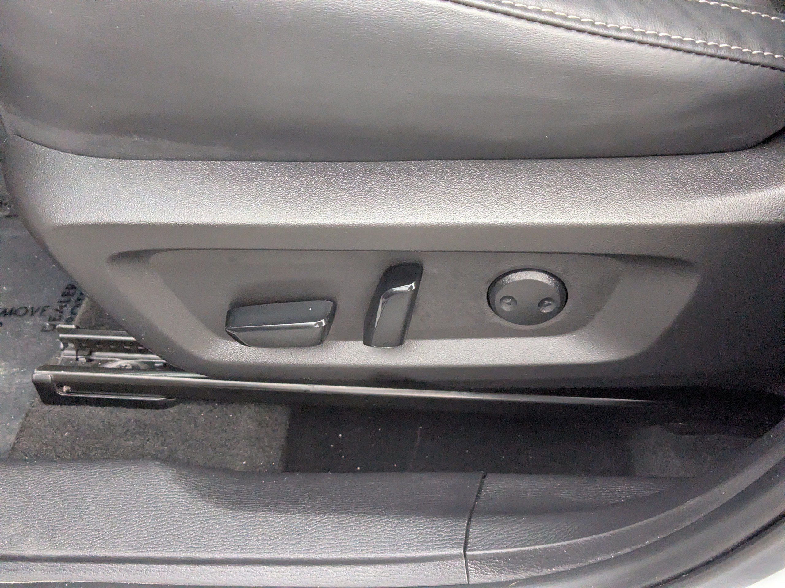 Used 2023 Mitsubishi Outlander SE AWD/4WD image 18