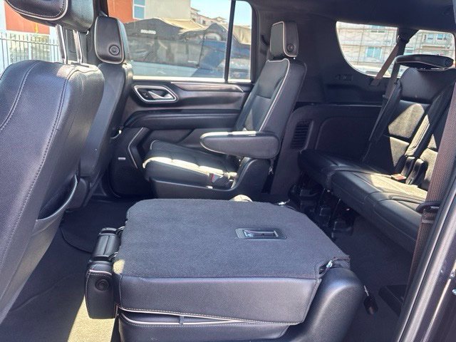 Used 2023 GMC Yukon XL SLT w/ SLT Premium Package AWD/4WD image 29