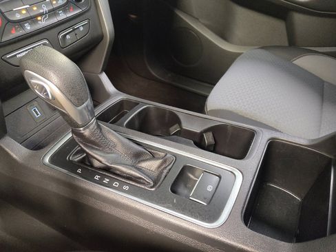 Used 2019 Ford Escape SE FWD image 26