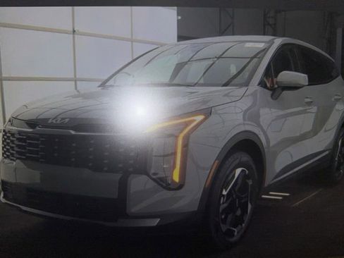 Certified 2026 Kia Sportage S AWD/4WD image 1