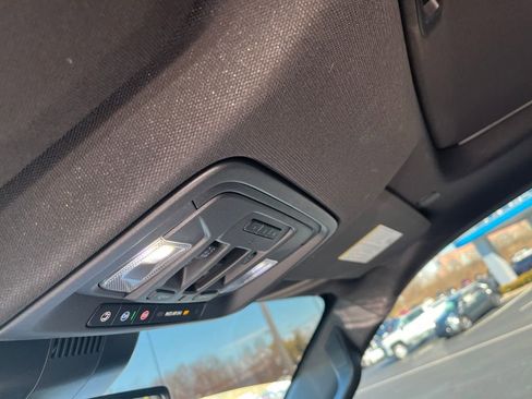 Used 2024 Chevrolet Silverado 1500 ZR2 image 17