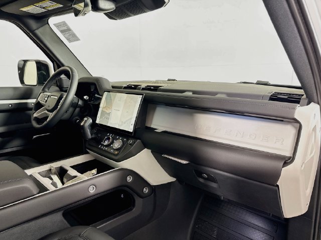New 2026 Land Rover Defender 110 S AWD/4WD image 31