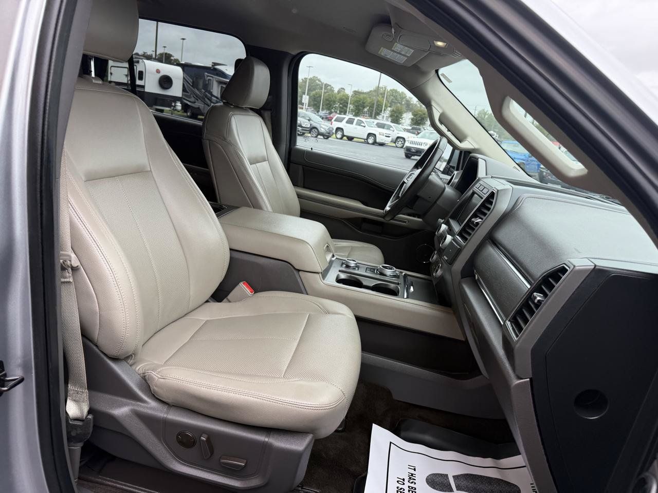 Used 2021 Ford Expedition Max XLT AWD/4WD image 14