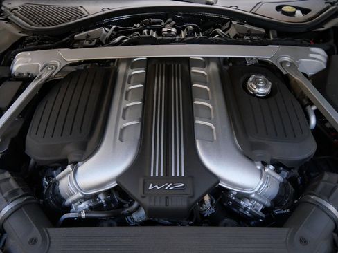 Used 2021 Bentley Flying Spur W12 AWD/4WD image 27
