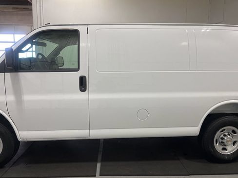 New 2025 Chevrolet Express 2500 w/ Driver Convenience Package RWD image 5